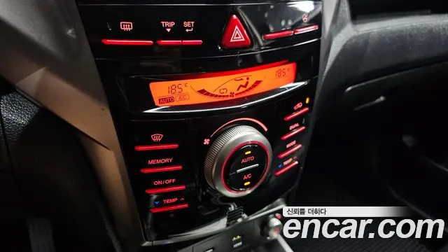 KG_Mobility_Ssangyong TIBOLI LX 2WD — photo 1 of 37