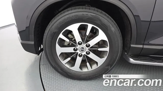 KG_Mobility_Ssangyong Rexton Diesel 2.2 4WD — photo 1 of 32