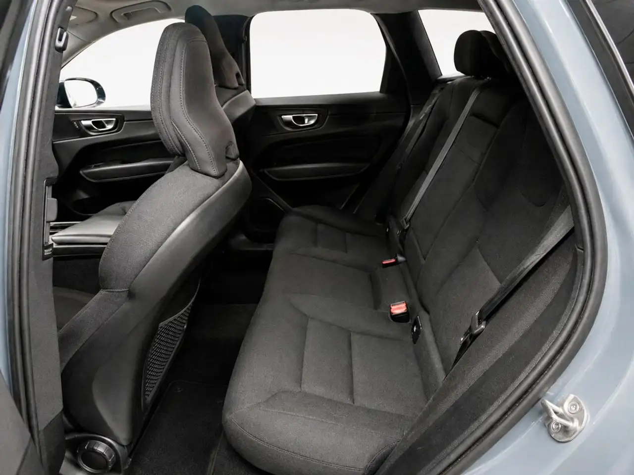 2022 Volvo XC60 B4 Momentum Pro AWD Aut., photograph 12