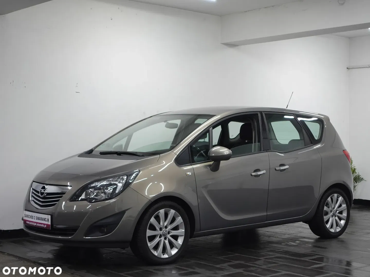 2013 Opel Meriva 1.4 Ecoflex Start/Stop Edition, photograph 4