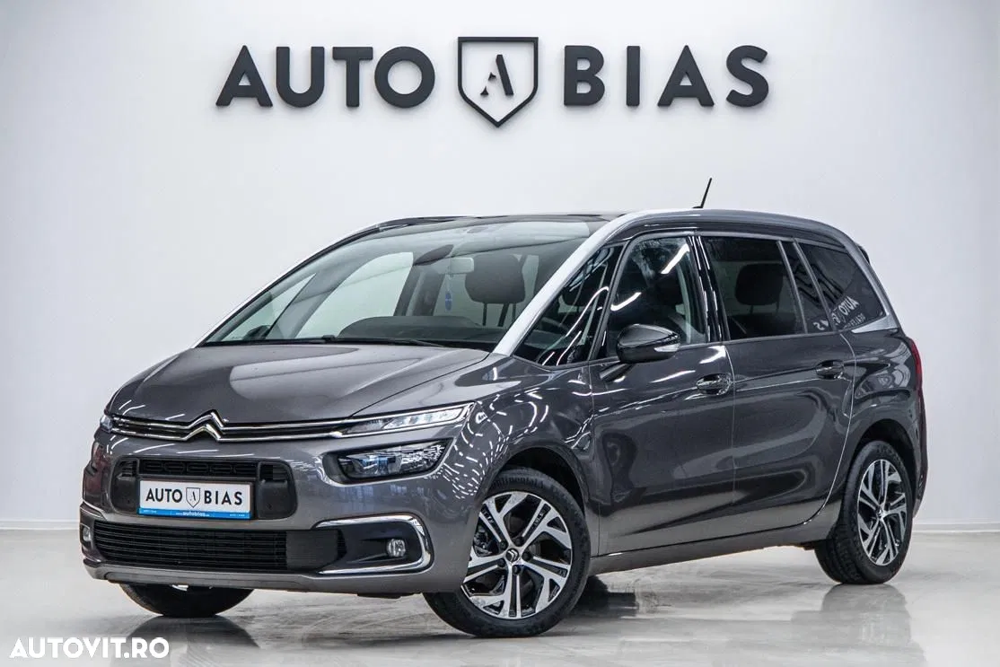 Citroën C4 Grand Space Tourer PureTech 130 Stop&Start SELECTION — photo 1 of 40