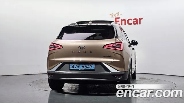 2018 Hyundai Nexo Premium, photograph 1