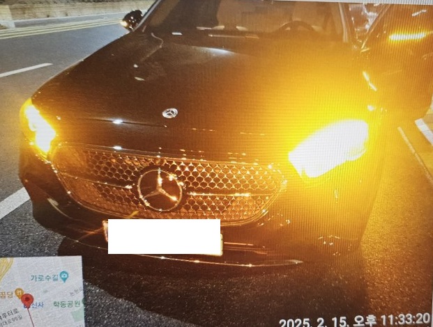 2025 Mercedes-Benz E 200, photograph 3