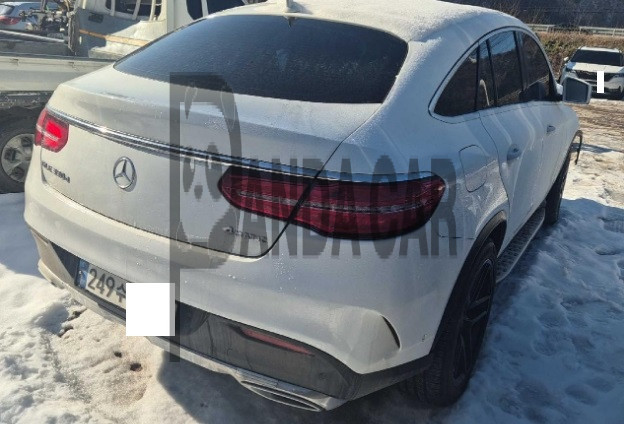 2017 Mercedes-Benz GLE350 d 4Matic Coupe, photograph 3