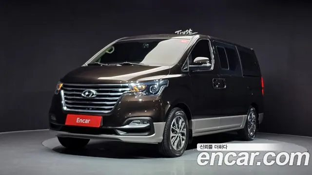 2018 Hyundai Starex Urban 9-Seater, photograph 10