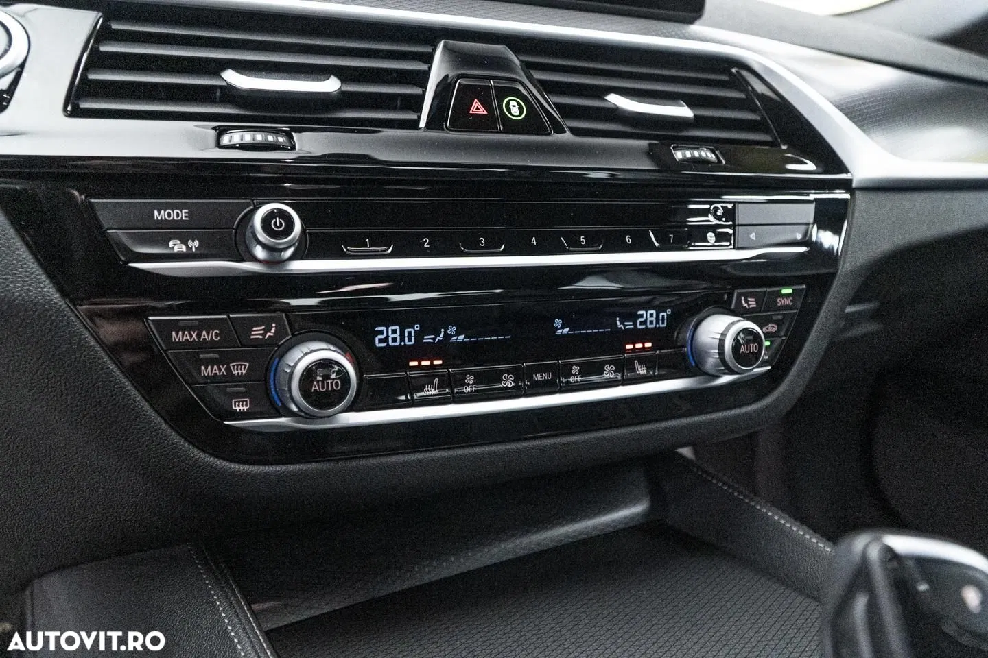 2022 BMW Seria 5 520e AT PHEV, photograph 11
