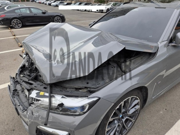 2022 BMW 730Ld xDrive, photograph 3