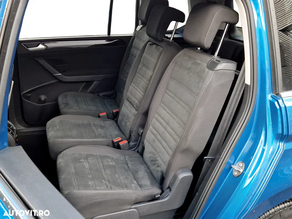 2022 Volkswagen Touran 1.5 TSI DSG Highline, photograph 12