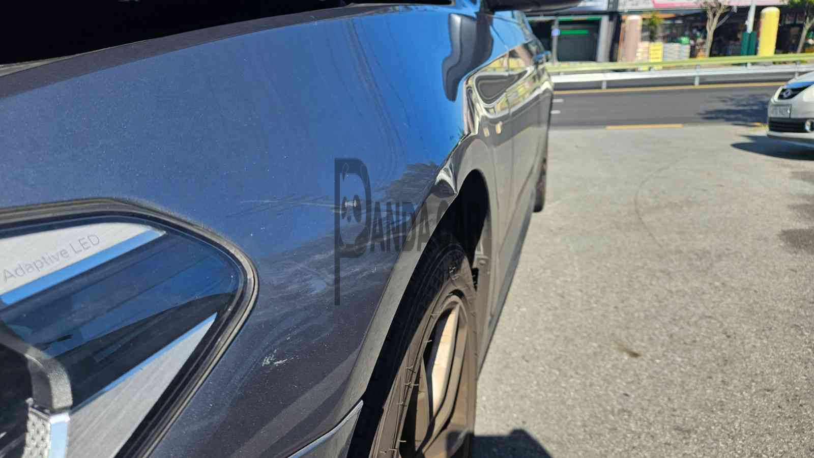2017 BMW 530i xDrive, photograph 2