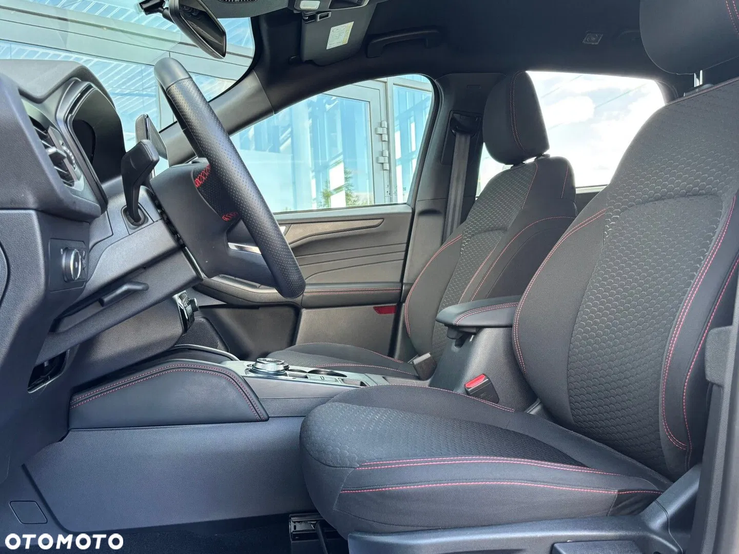 2025 Ford Kuga, photograph 12