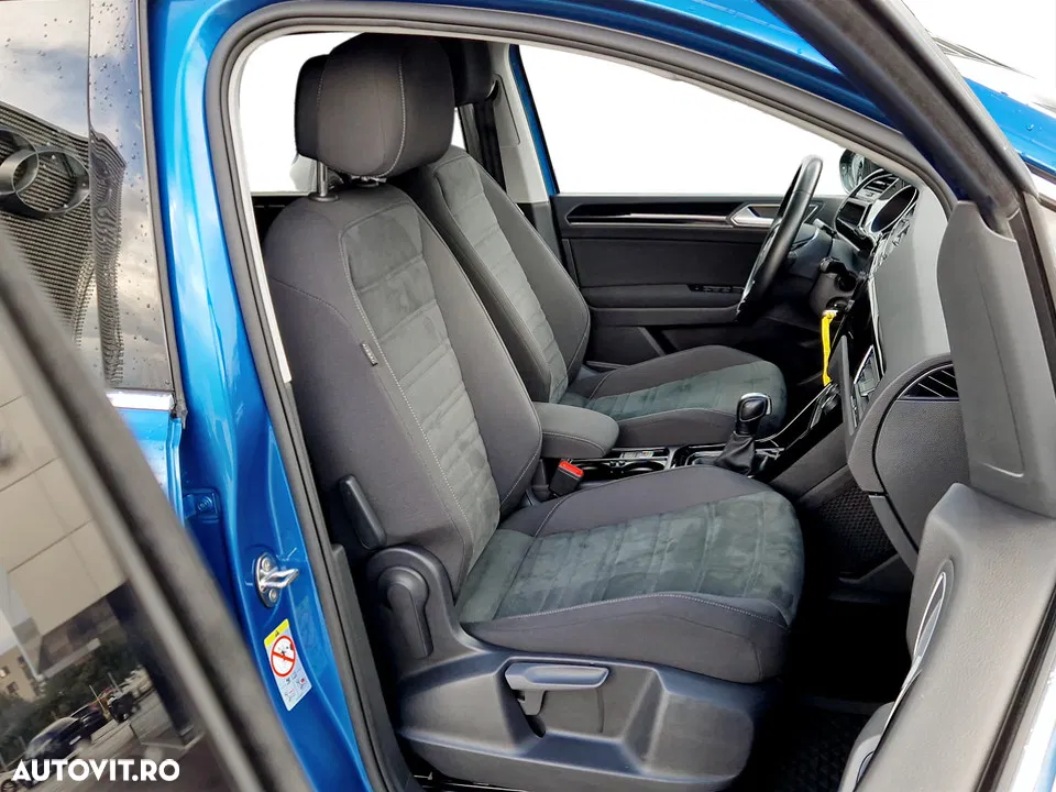 2022 Volkswagen Touran 1.5 TSI DSG Highline, photograph 11
