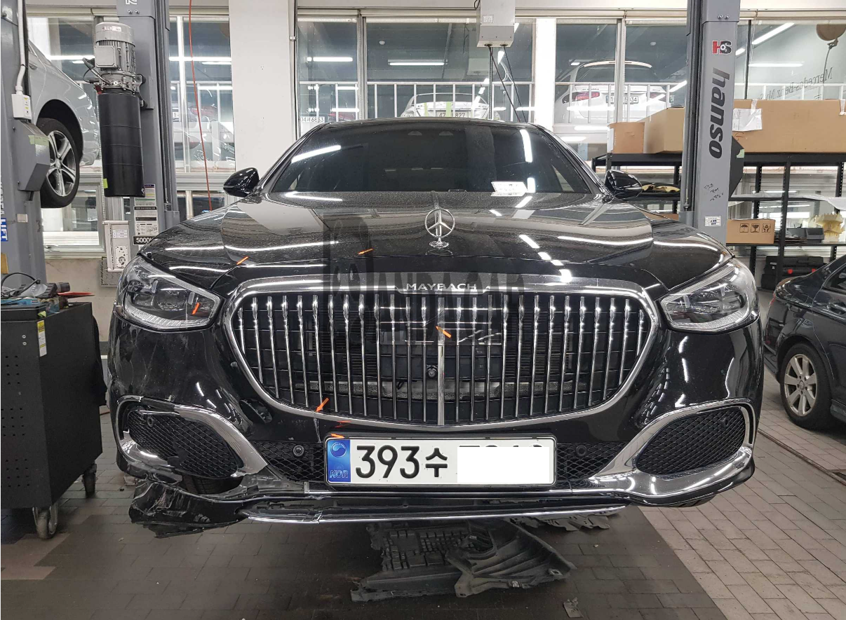 2023 Mercedes-Benz Mercedes-Maybach S580 4MATIC, photograph 1