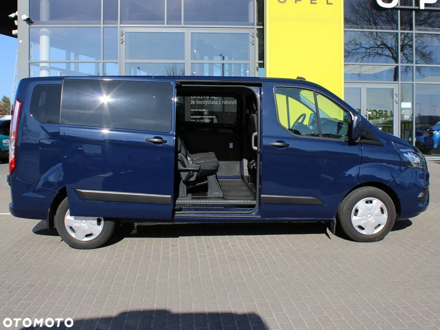 2023 Ford Transit Custom Kombi 320 L2H1 Trend, photograph 10