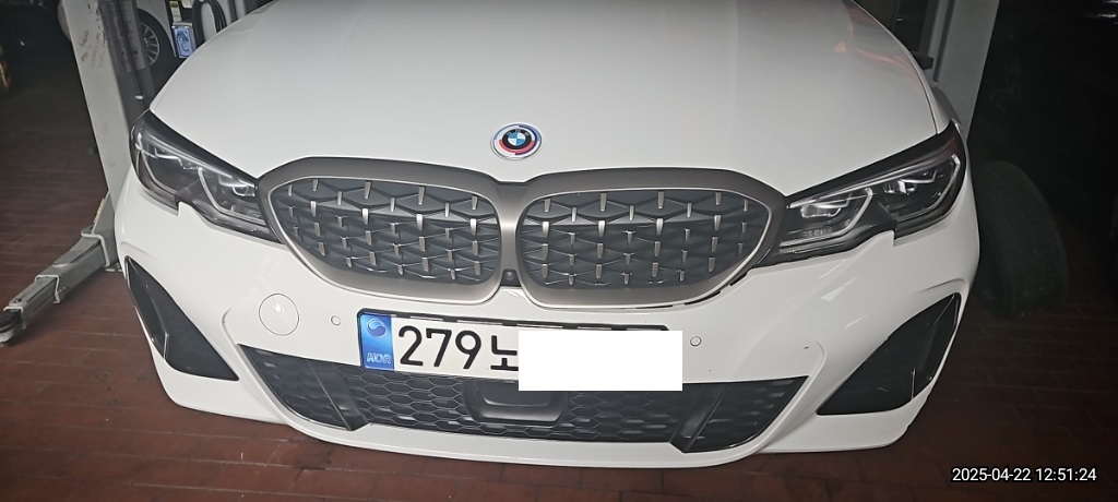 2022 BMW M340i, photograph 2
