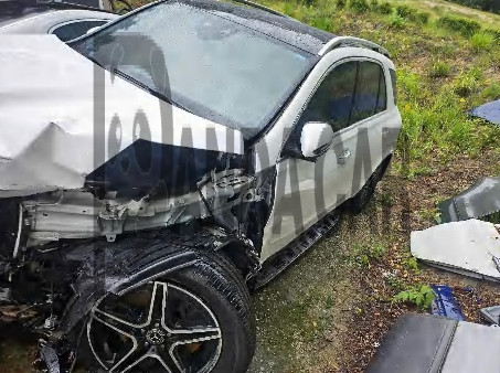 2020 Mercedes-Benz GLE 450 4MATIC, photograph 2