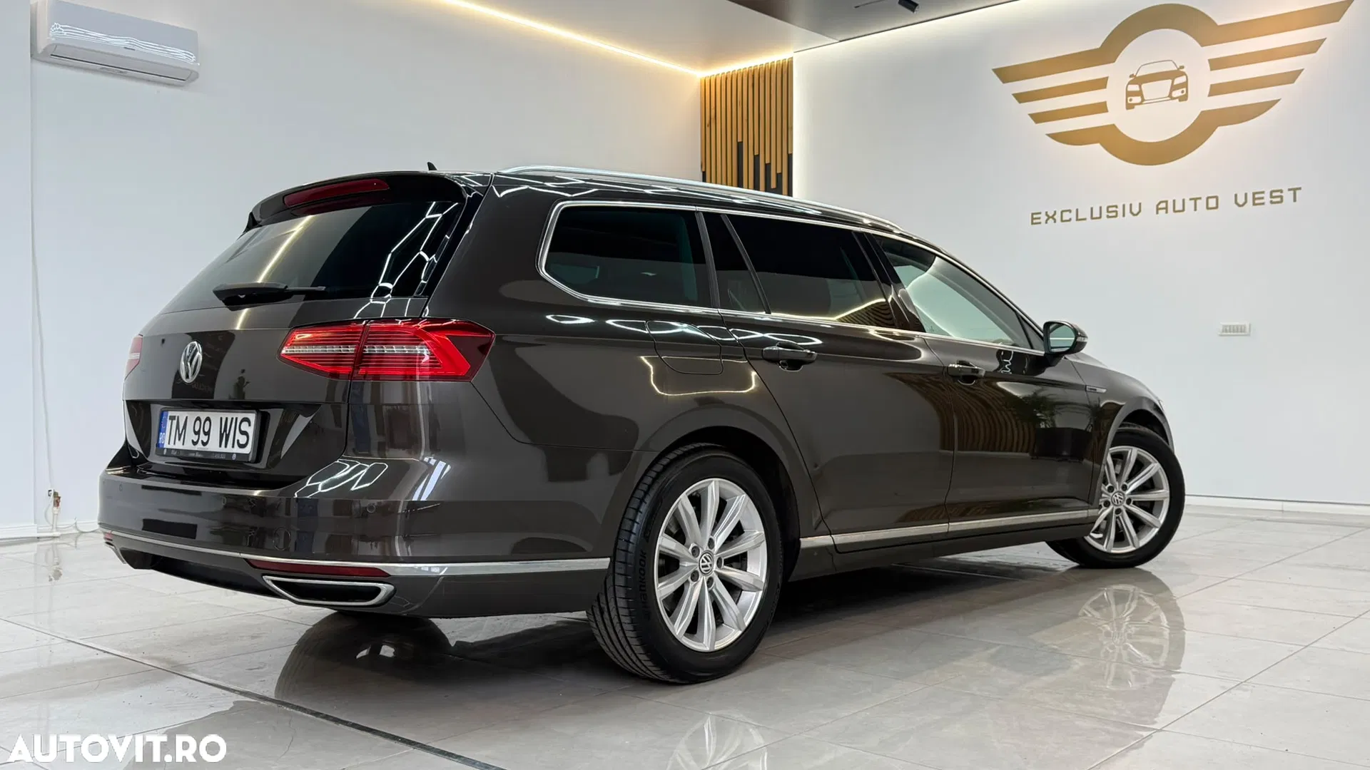2016 Volkswagen Passat, photograph 4