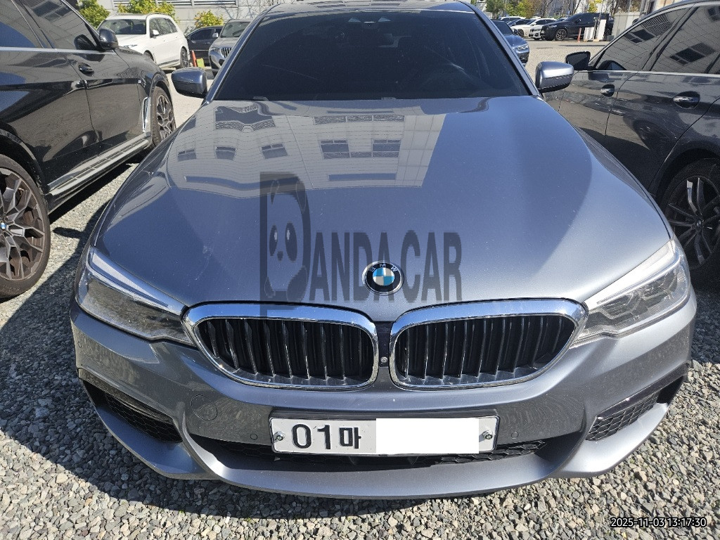 2018 BMW 520d xDrive, photograph 1