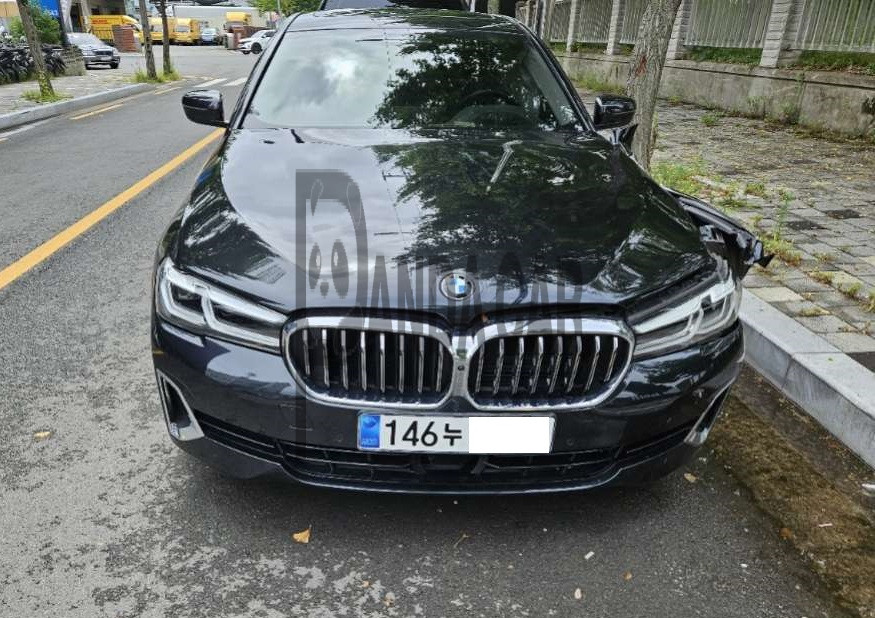 2023 BMW 520i, photograph 1