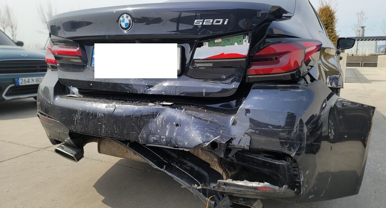 2023 BMW 520i, photograph 5