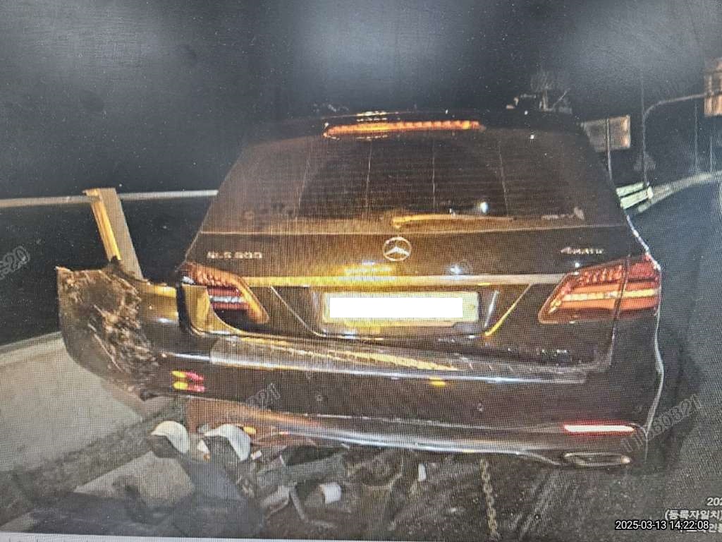 2017 Mercedes-Benz GLS500 4Matic, photograph 1