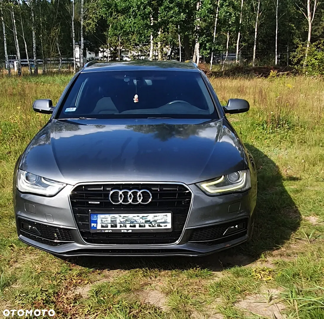 Audi A4 Avant 2.0 TDI DPF quattro S tronic S line Sportpaket — photo 1 of 12