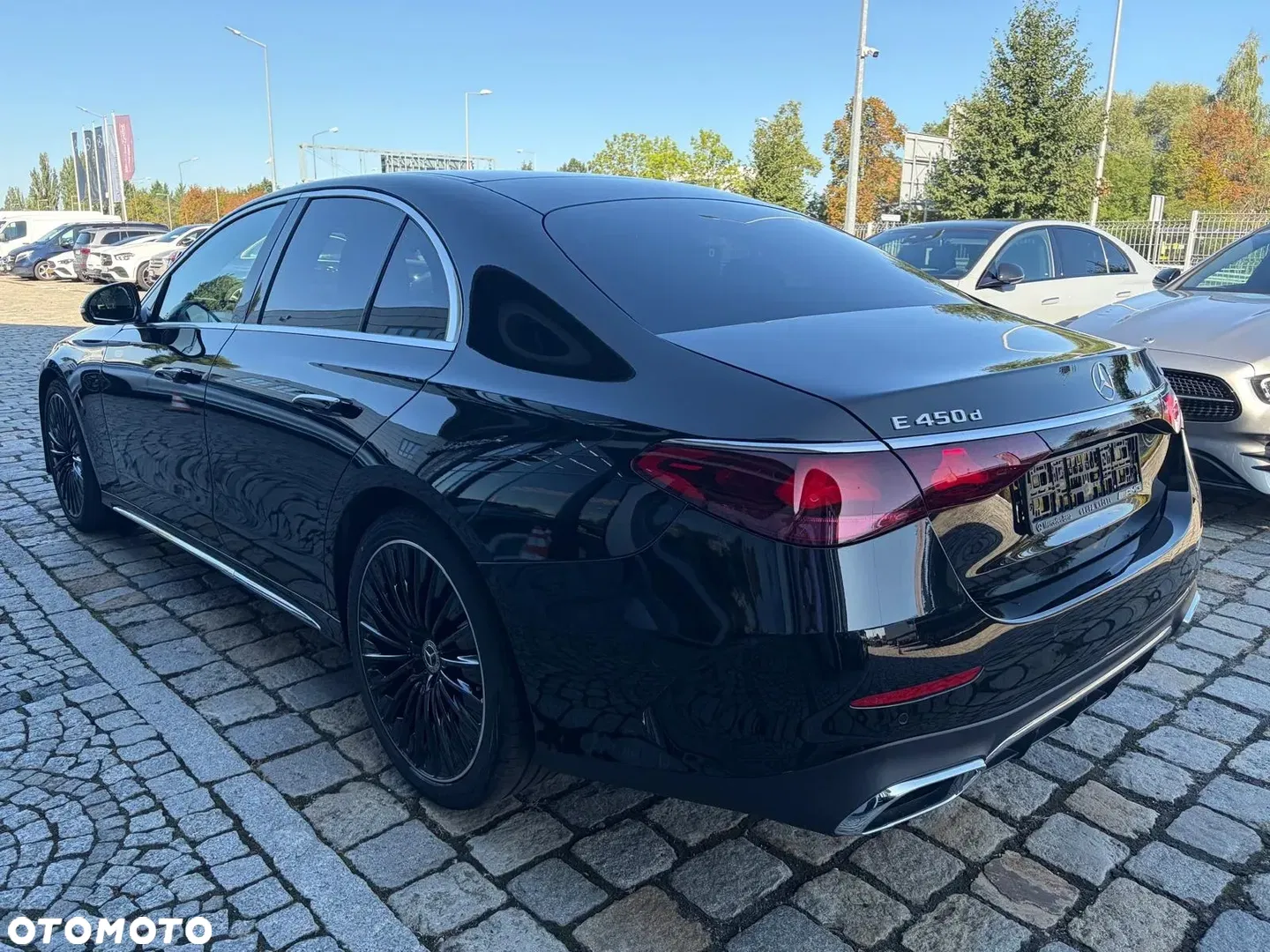 2025 Mercedes-Benz Klasa E 450 d 4Matic 9G-TRONIC AMG Line NIGHT Edition, photograph 4