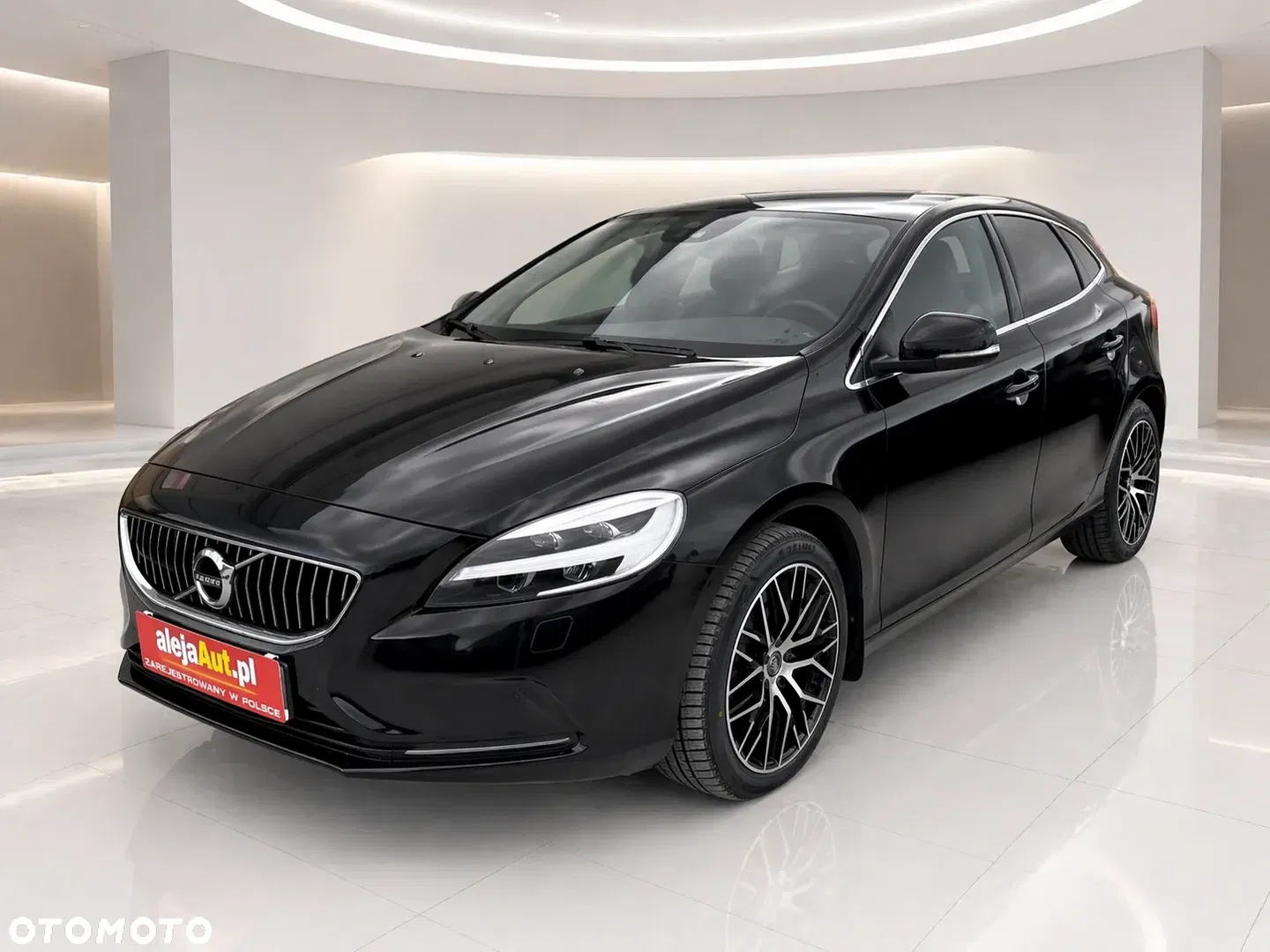 2017 Volvo V40 D4 Drive-E Inscription, photograph 1
