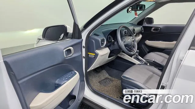 2020 Hyundai Venue 1.6 Flux, photograph 1