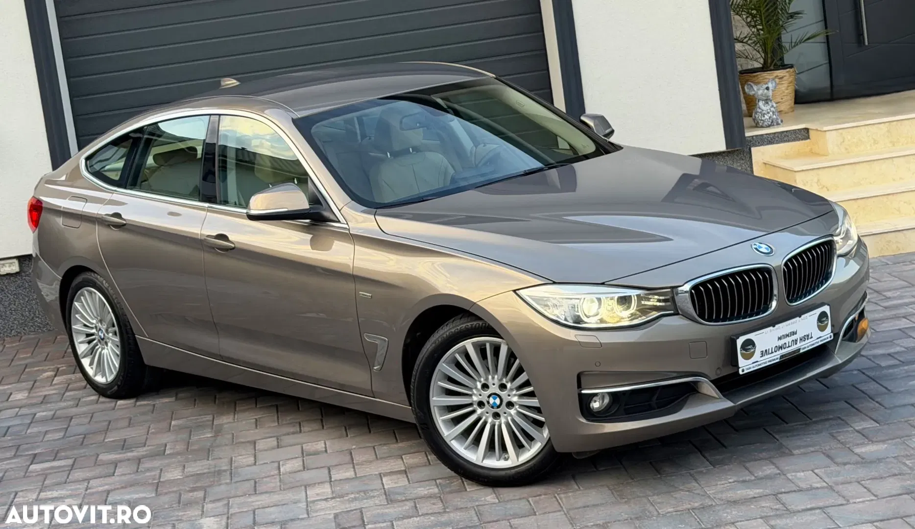 2014 BMW Seria 3 318d Aut. Luxury Line, photograph 8