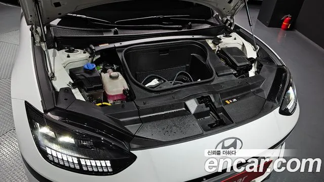 Hyundai Ioniq6 Long Range — photo 1 of 31