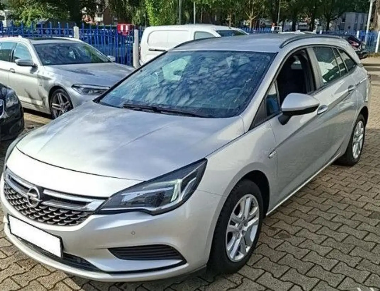 2017 Opel Astra K Sports Tourer Edition LED NAVI PDC TÜV28, photograph 1