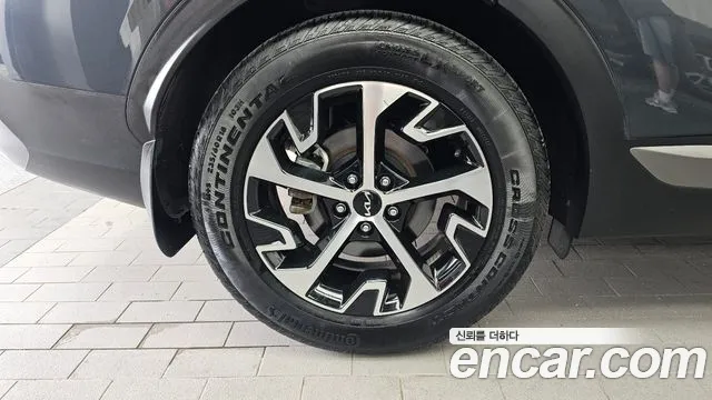 Kia Sportage Nobleless Gravity 2WD — photo 1 of 32