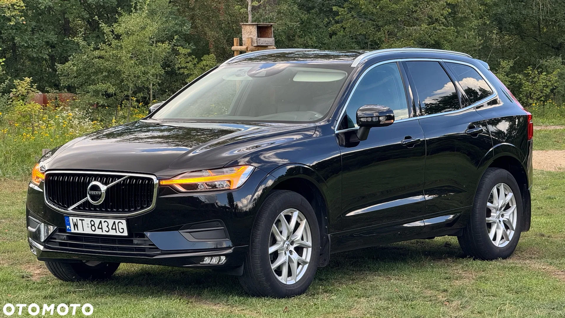 2020 Volvo XC 60 D4 Momentum, photograph 1