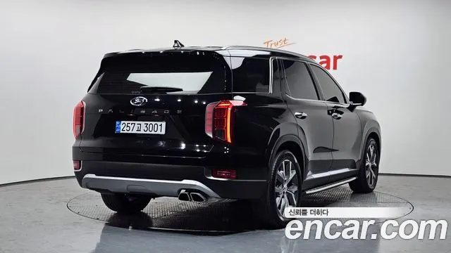 Hyundai Palisade Diesel 2.2 2WD — photo 1 of 20