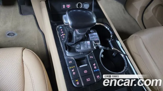 2018 Kia Canival 9-Seater Noblesse, photograph 7