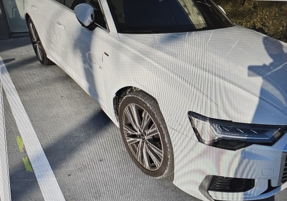 2021 Audi A6 50 TDI quattro, photograph 3