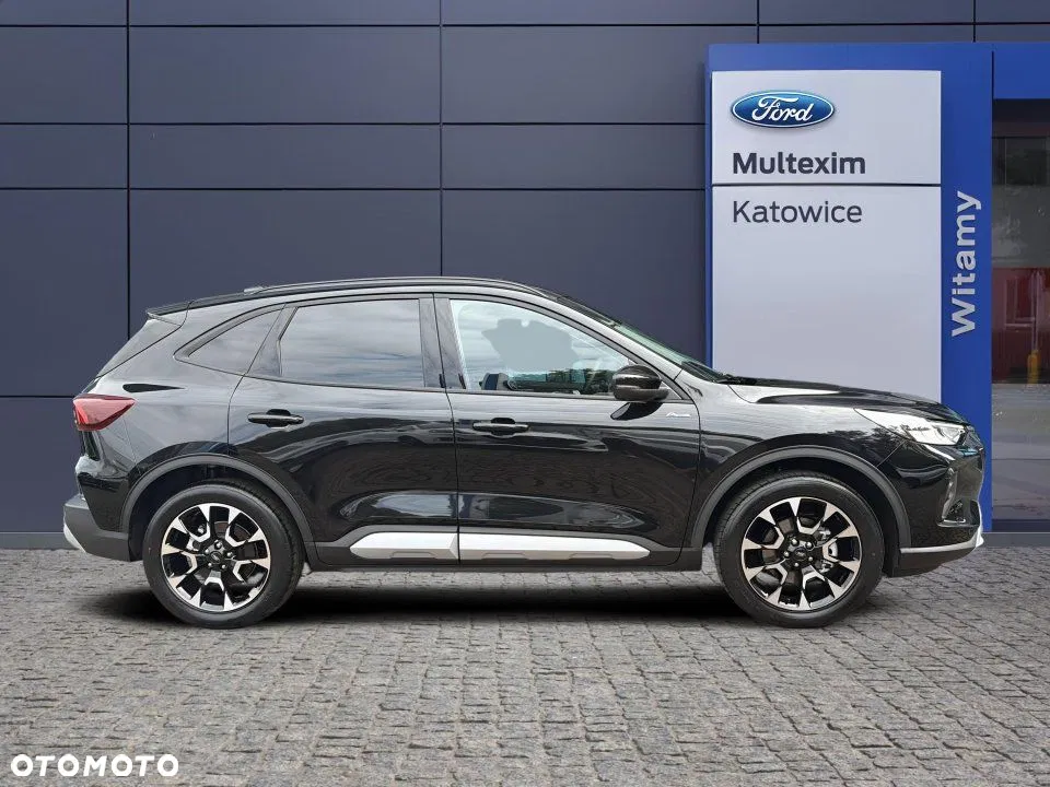 2026 Ford Kuga, photograph 6