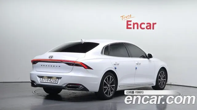 2020 Hyundai Grandeur 2.5, photograph 4