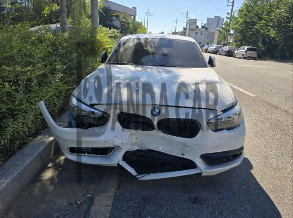 2017 BMW 118d, photograph 1