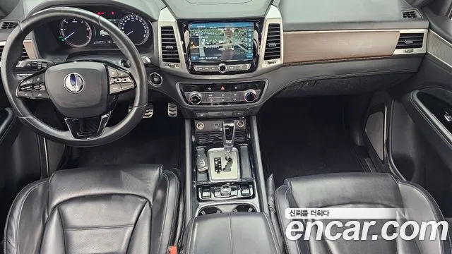 KG_Mobility_Ssangyong Rexton Diesel 2.2 4WD — photo 1 of 32