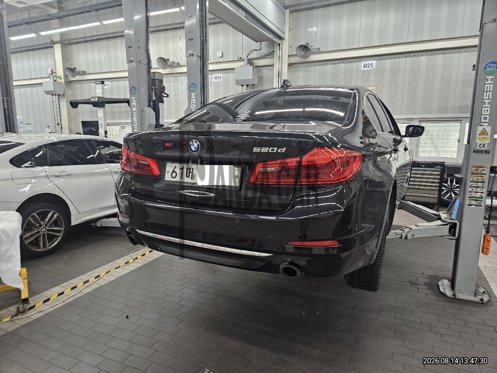 2018 BMW 520d, photograph 4