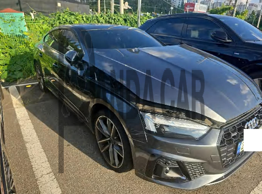 2021 Audi A5 Sportback 40 TDI, photograph 3