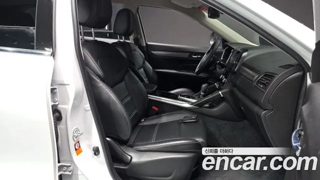 2021 Renault-KoreaSamsung QM6 2.0 LPe LE 2WD, photograph 6