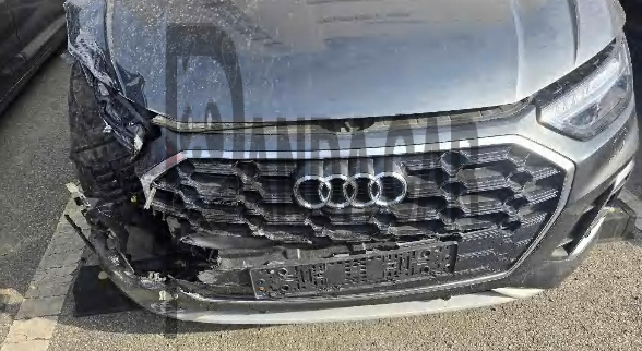 2021 Audi Q5 45 TFSI quattro, photograph 1