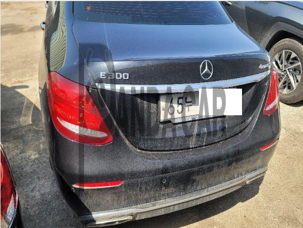 2019 Mercedes-Benz E300 4Matic, photograph 1