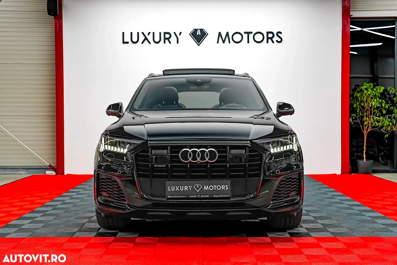 2021 Audi Q7, photograph 3