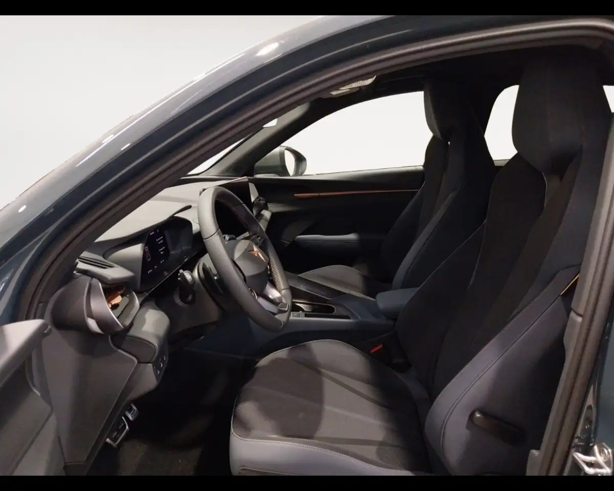 2026 CUPRA Terramar 1.5 Hybrid, photograph 9