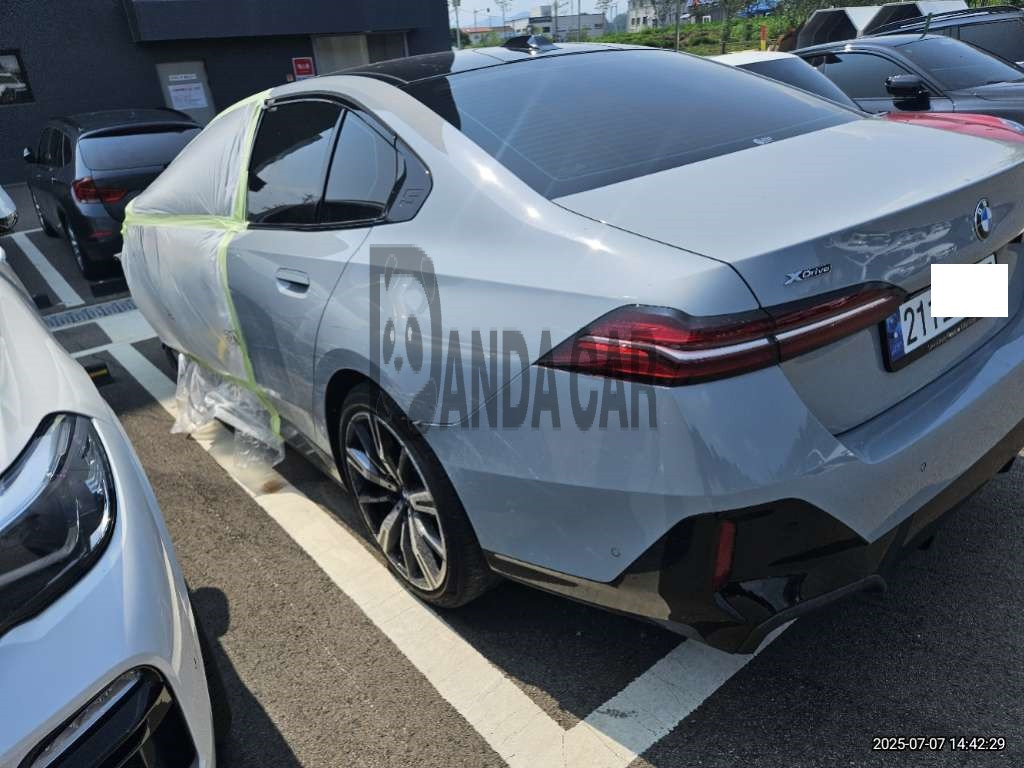 2024 BMW 530i xDrive, photograph 4