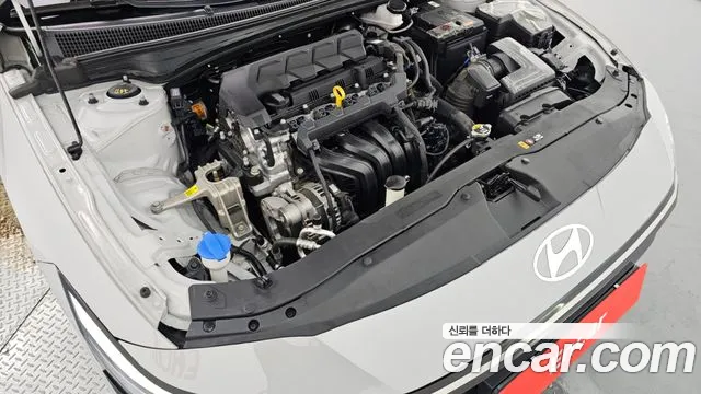 2023 Hyundai AVANTE 1.6, photograph 1