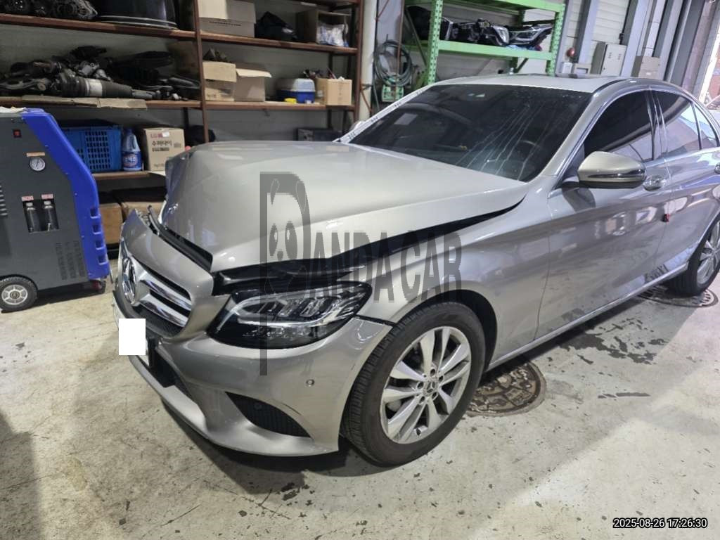 2019 Mercedes-Benz C220 d, photograph 4
